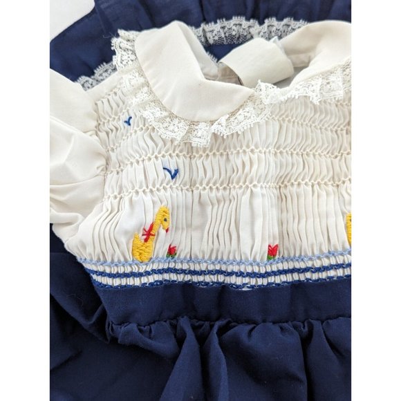 Vintage Nana's Pet Smocked Lace Collar Dress Size 12 Months Blue White Ducks - Picture 4 of 12